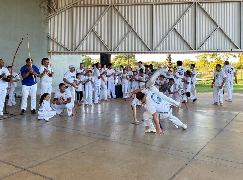 Turismo malungadas-capoeira---mestre-lousado